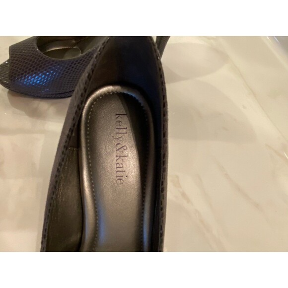 Kelly & Katie Gray Peep Toe Pump High Heels Shoe animal reptile Print Size 8.5 - Picture 3 of 12